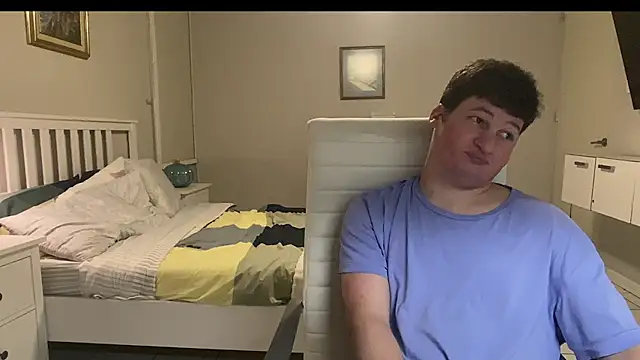 Snapshot of Lorenzo_hernandez chatting on 11/06/25, 08:21 Lorenzo hernandez online show from 11/06/25, 08:21