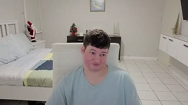 Snapshot of Lorenzo_hernandez chatting on 11/26/25, 04:41 Lorenzo hernandez online show from 11/26/25, 04:41