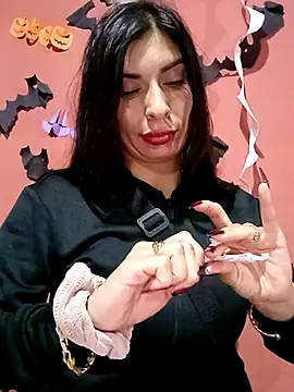 Chicavixy online show from 11/20/25, 09:58