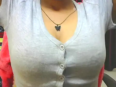 Snapshot of ishmita99 chatting on 05/24/26, 05:56 ishmita99 online show from 05/24/26, 05:56