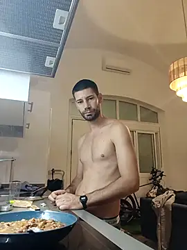 litleboy92 online show from 11/04/25, 12:32