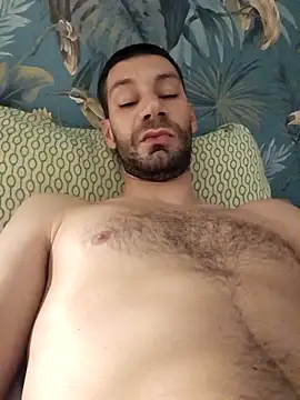 litleboy92 online show from 04/27/26, 12:08