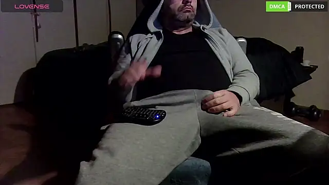 MultiOrgasmicLover online show from 12/16/24, 08:37