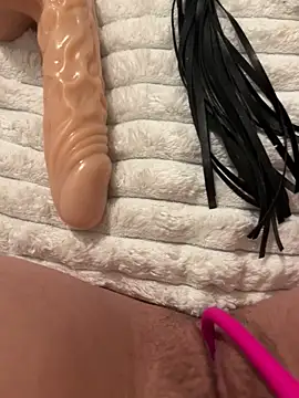 Snapshot of Leanaa_Jolly chatting on 03/11/25, 09:04 Leanaa Jolly online show from 03/11/25, 09:04