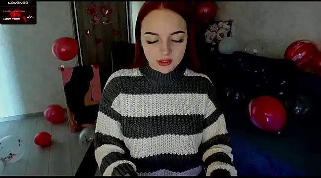 Snapshot of Stella__Cox chatting on 02/14/25, 06:34 Stella Cox online show from 02/14/25, 06:34