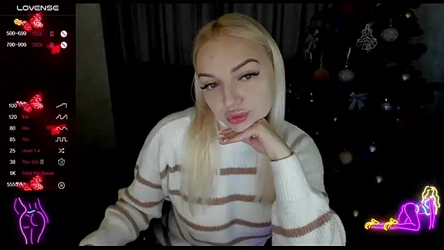 Snapshot of Stella__Cox chatting on 12/20/25, 06:31 Stella Cox online show from 12/20/25, 06:31