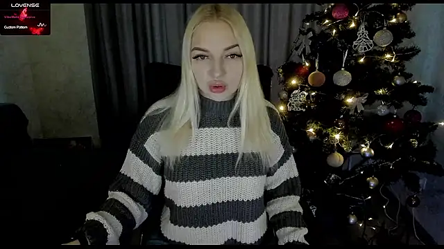 Snapshot of Stella__Cox chatting on 01/08/26, 06:16 Stella Cox online show from 01/08/26, 06:16