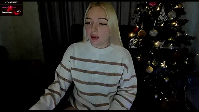 Snapshot of Stella__Cox chatting on 01/09/26, 08:06 Stella Cox online show from 01/09/26, 08:06
