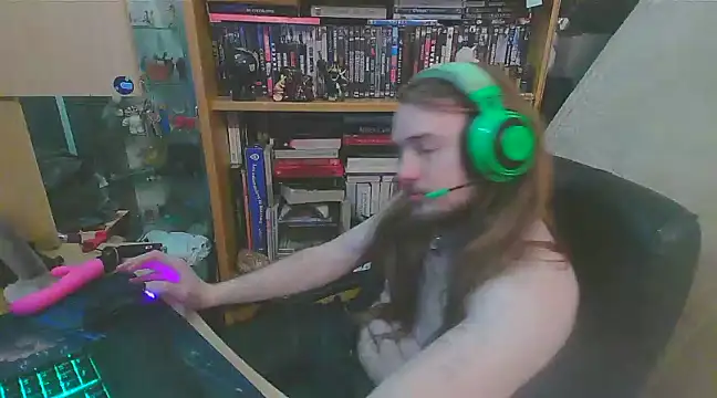 Snapshot of nicolasdumand21 chatting on 02/23/25, 07:28 nicolasdumand21 online show from 02/23/25, 07:28