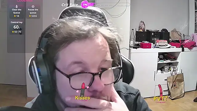 larsgessner30 online show from 11/11/25, 09:04