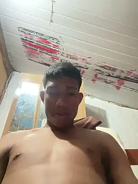 novinhooxz online show from 06/06/26, 03:00