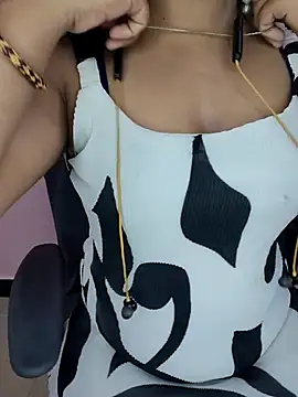 Snapshot of Tanvi-patil chatting on 03/18/25, 08:25 Tanvi-patil online show from 03/18/25, 08:25