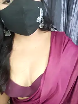 Snapshot of Tanvi-patil chatting on 05/31/26, 09:05 Tanvi-patil online show from 05/31/26, 09:05