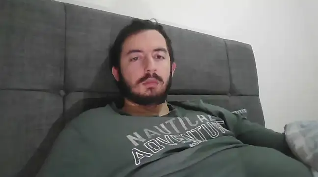 laynufff online show from 01/01/25, 08:02