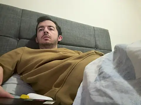 laynufff online show from 03/18/26, 04:48