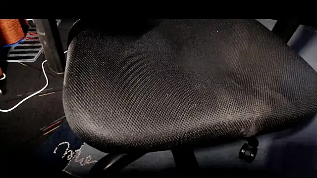 Snapshot of stratos009 chatting on 02/23/25, 05:45 stratos009 online show from 02/23/25, 05:45