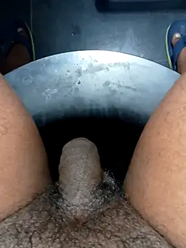 Snapshot of SexyMama_boy chatting on 03/02/25, 06:37 SexyMama boy online show from 03/02/25, 06:37