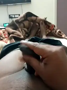 Snapshot of SexyMama_boy chatting on 10/05/25, 08:07 SexyMama boy online show from 10/05/25, 08:07