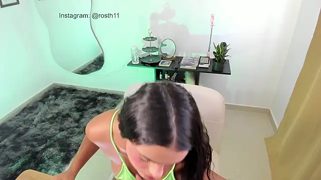 rossth1 online show from 02/05/25, 09:18