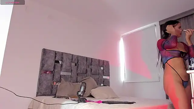 rossth1 online show from 03/06/26, 07:43