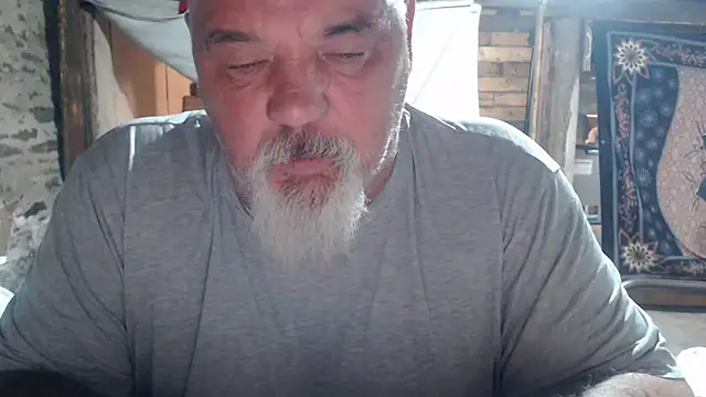 Snapshot of Newfiesausage1972 chatting on 07/11/26, 09:12 Newfiesausage1972 online show from 07/11/26, 09:12