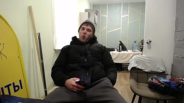 Max 2322 online show from 02/02/26, 06:56