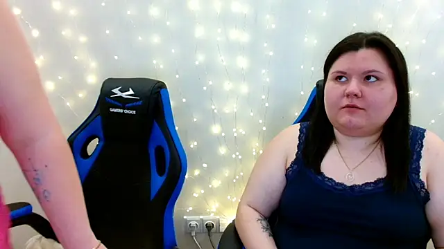 BeckyAndHellen online show from 02/05/26, 01:16