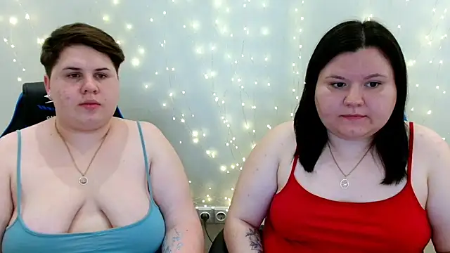 Snapshot of BeckyAndHellen chatting on 05/20/26, 06:36 BeckyAndHellen online show from 05/20/26, 06:36