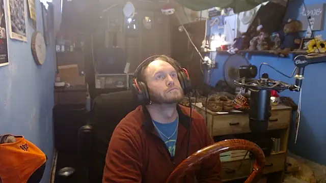 Snapshot of long_thinmint86 chatting on 02/18/25, 03:32 long thinmint86 online show from 02/18/25, 03:32