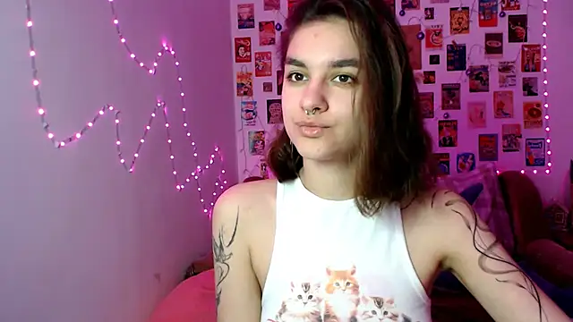 Snapshot of Celine_Dionn chatting on 01/23/25, 10:32 Celine Dionn online show from 01/23/25, 10:32