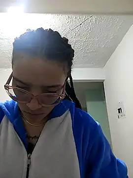 Yaumiko online show from 04/16/26, 11:11