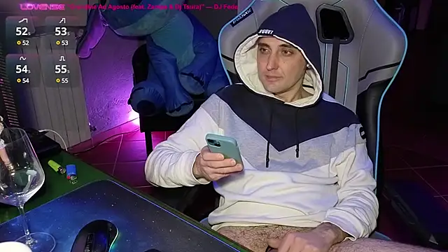 Snapshot of Gil_gamesh90 chatting on 03/10/25, 10:34 Gil gamesh90 online show from 03/10/25, 10:34