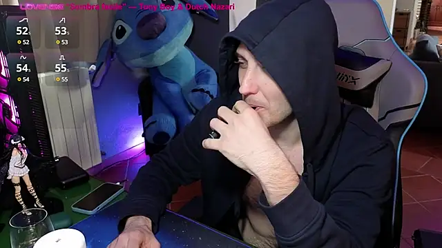 Snapshot of Gil_gamesh90 chatting on 03/22/25, 11:32 Gil gamesh90 online show from 03/22/25, 11:32