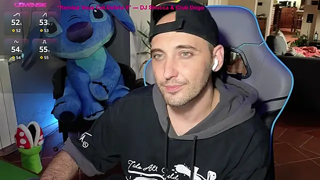 Snapshot of Gil_gamesh90 chatting on 09/08/25, 02:38 Gil gamesh90 online show from 09/08/25, 02:38