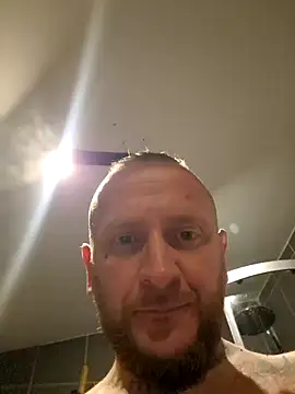 RomWoolf online show from 02/14/25, 12:19