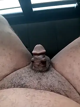 Snapshot of tuwegon chatting on 03/18/26, 03:20 tuwegon online show from 03/18/26, 03:20