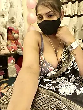 Divya girl online show from 12/17/25, 08:26