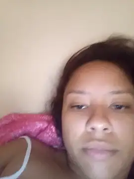 Snapshot of EAAM1 chatting on 10/12/25, 05:56 EAAM1 online show from 10/12/25, 05:56