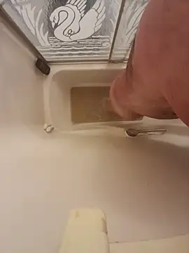 Snapshot of nuttinbuttcock69 chatting on 03/28/26, 07:02 nuttinbuttcock69 online show from 03/28/26, 07:02