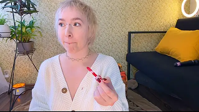 EmmyAmbros online show from 03/10/25, 07:53