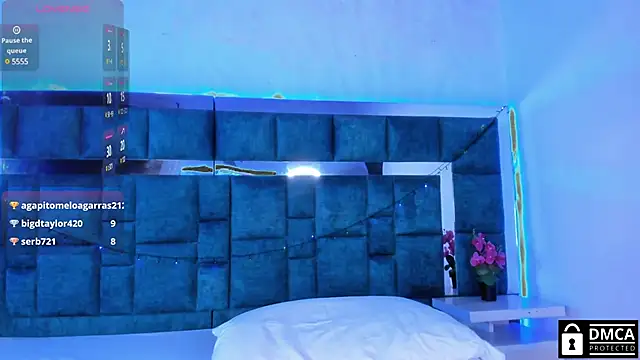 Venus velez  online show from 12/28/24, 03:48