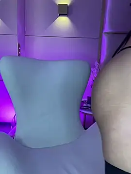 Snapshot of SaharaRush_ chatting on 02/28/25, 07:35 SaharaRush online show from 02/28/25, 07:35