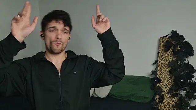 JackDesFeux online show from 11/23/25, 11:48