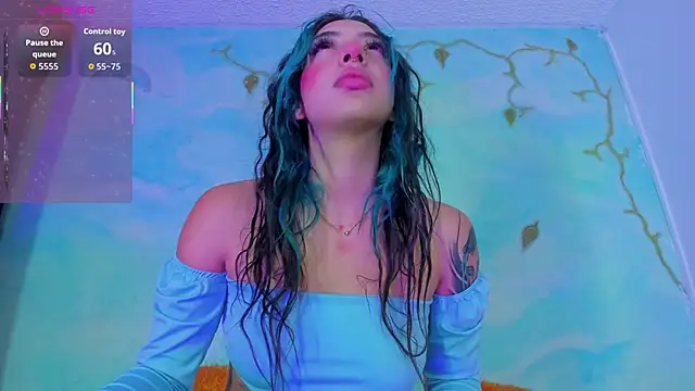 Snapshot of SaturnooStonee chatting on 11/04/25, 06:56 SaturnooStonee online show from 11/04/25, 06:56