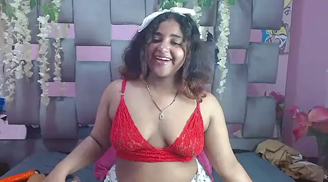 Snapshot of Sofia_Hernandez_ chatting on 12/21/24, 09:25 Sofia Hernandez online show from 12/21/24, 09:25