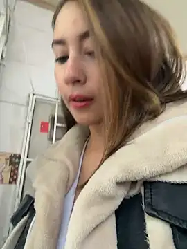 ValentinaaF online show from 03/31/26, 12:05