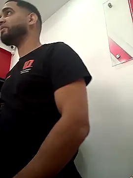 Snapshot of luismanuel_1998 chatting on 12/01/25, 06:13 luismanuel 1998 online show from 12/01/25, 06:13