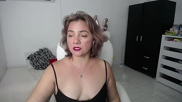 ana milf online show from 01/19/25, 02:15