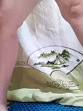 Snapshot of Mie610 chatting on 12/24/24, 01:59 Mie610 online show from 12/24/24, 01:59