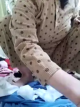 Snapshot of Mie610 chatting on 01/05/25, 09:37 Mie610 online show from 01/05/25, 09:37